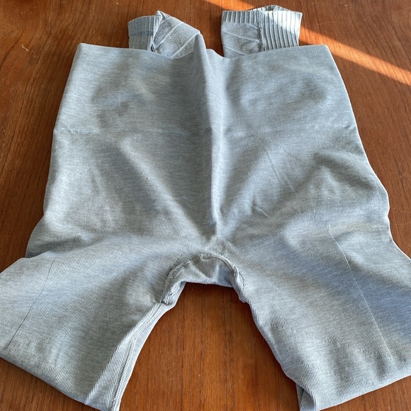 Blanqi Maternity Leggings Large excellent condition! - Picture 5 of 5